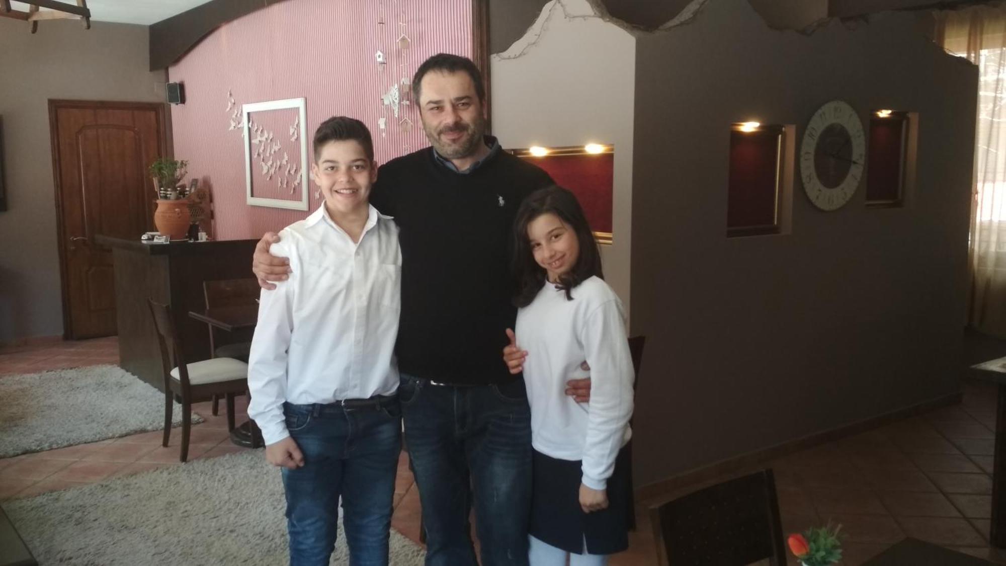 Xenonas Sta Tzakia Hotel Karpeníszi Kültér fotó